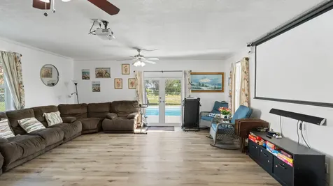 386 SE Oakridge Drive Port St Lucie FL 34984