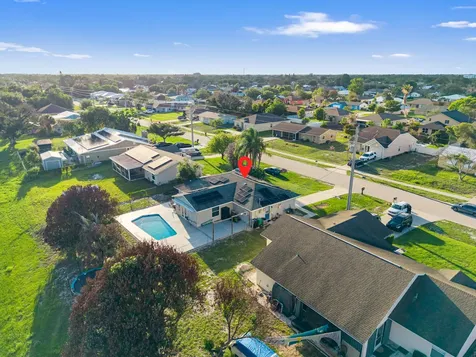 386 SE Oakridge Drive Port St Lucie FL 34984