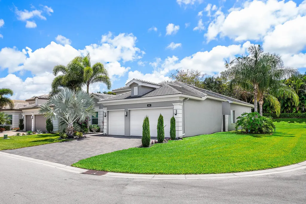 12882 Granite Mountain Pass Boynton Beach FL 33473