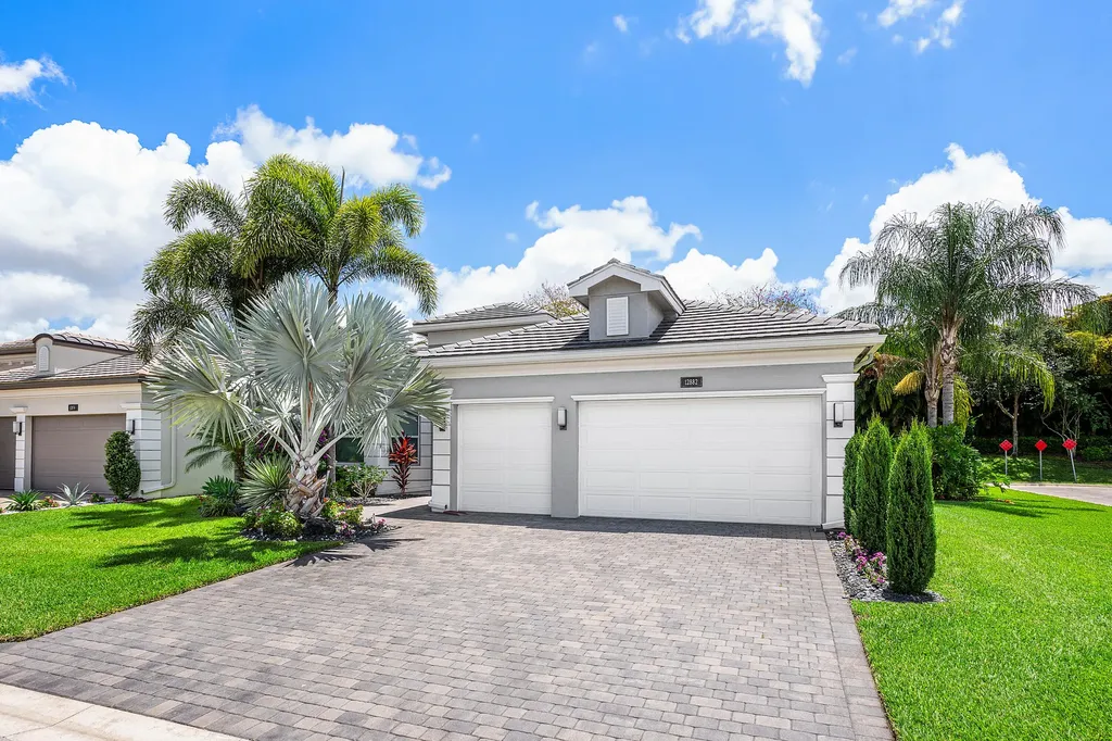 12882 Granite Mountain Pass Boynton Beach FL 33473