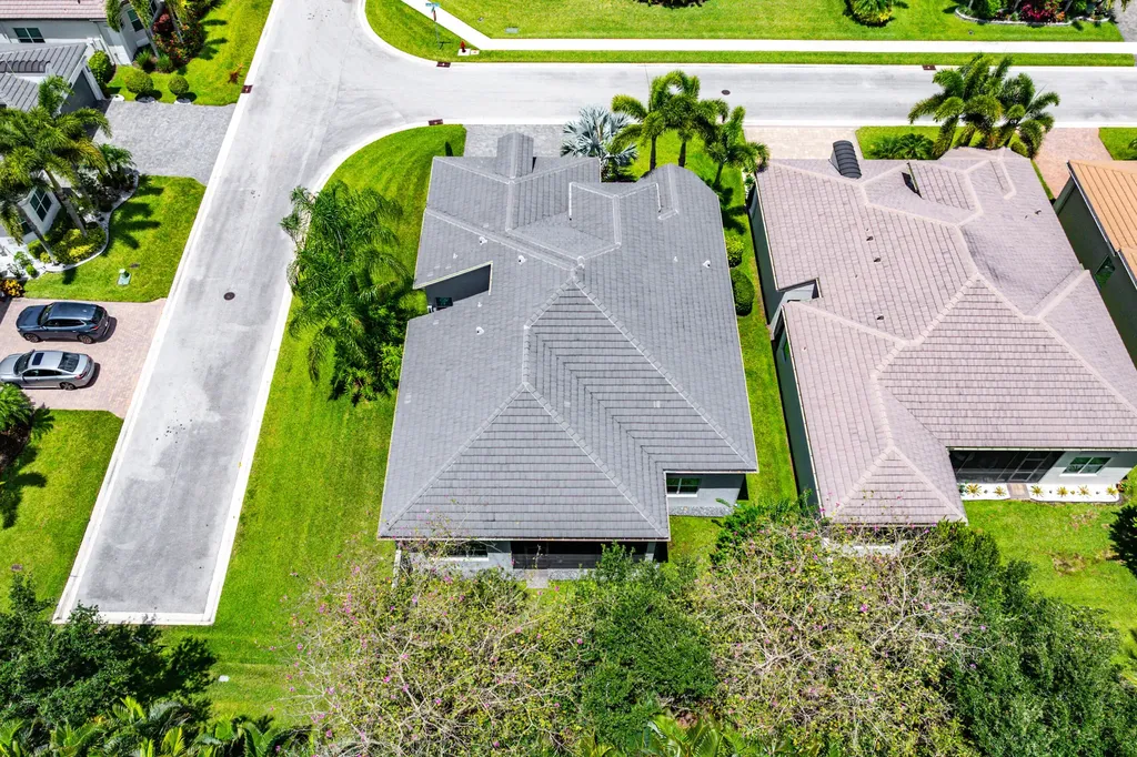 12882 Granite Mountain Pass Boynton Beach FL 33473