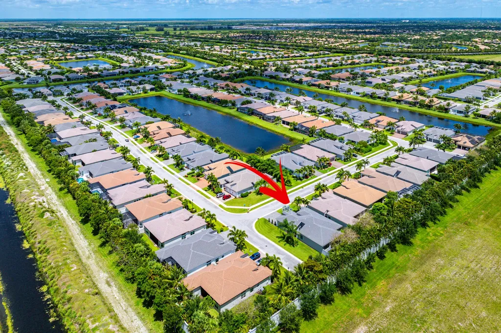 12882 Granite Mountain Pass Boynton Beach FL 33473