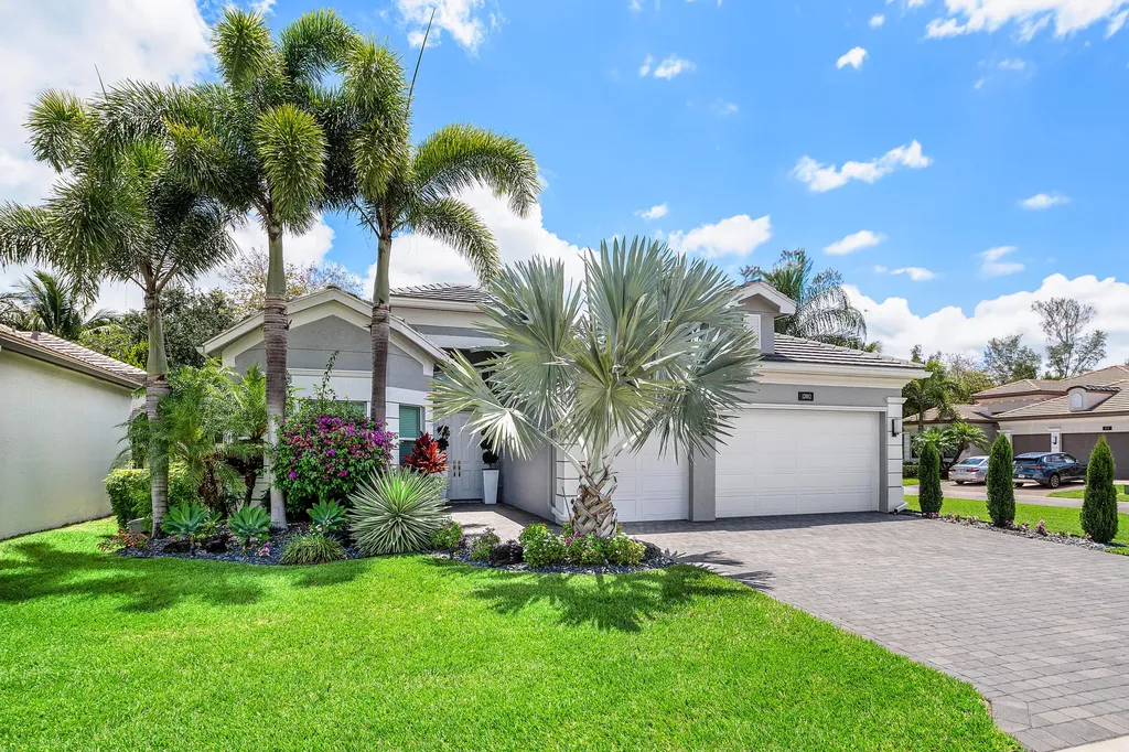 12882 Granite Mountain Pass Boynton Beach FL 33473