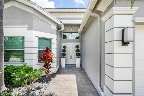 12882 Granite Mountain Pass Boynton Beach FL 33473