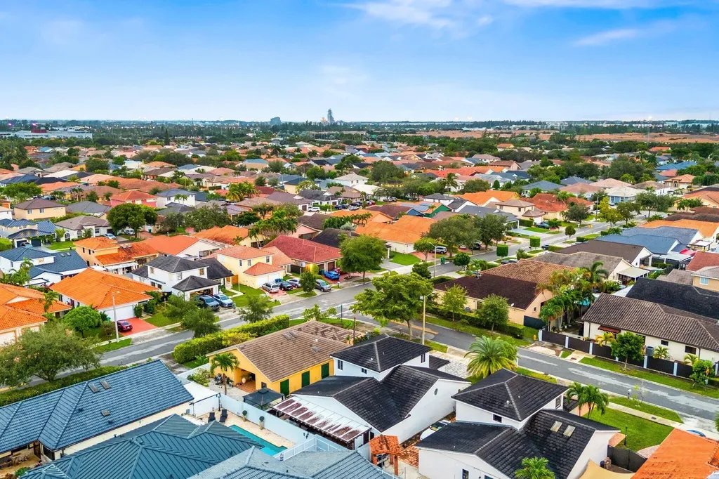 15015 NW 88th Court Miami Lakes FL 33018