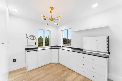 15015 NW 88th Court Miami Lakes FL 33018