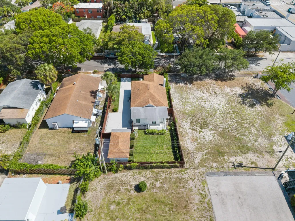 517 55th Street West Palm Beach FL 33407