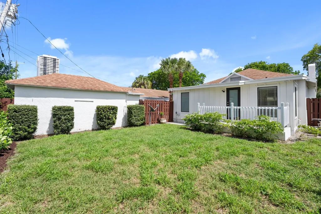 517 55th Street West Palm Beach FL 33407