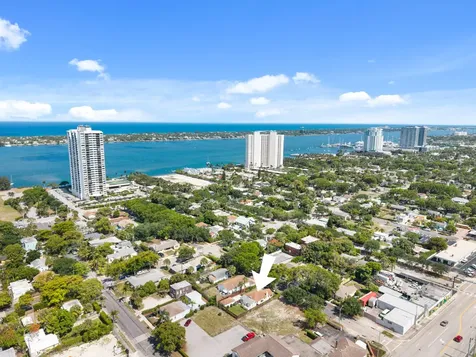 517 55th Street West Palm Beach FL 33407