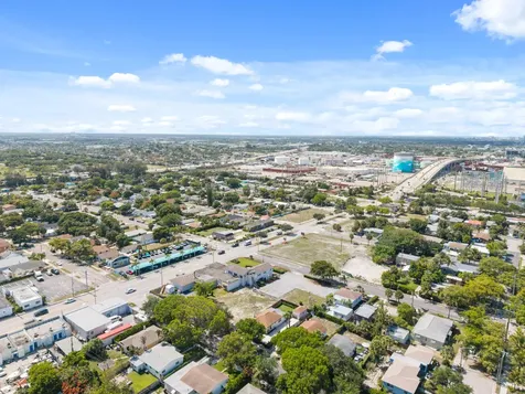 517 55th Street West Palm Beach FL 33407