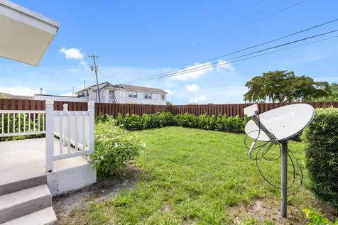 517 55th Street West Palm Beach FL 33407