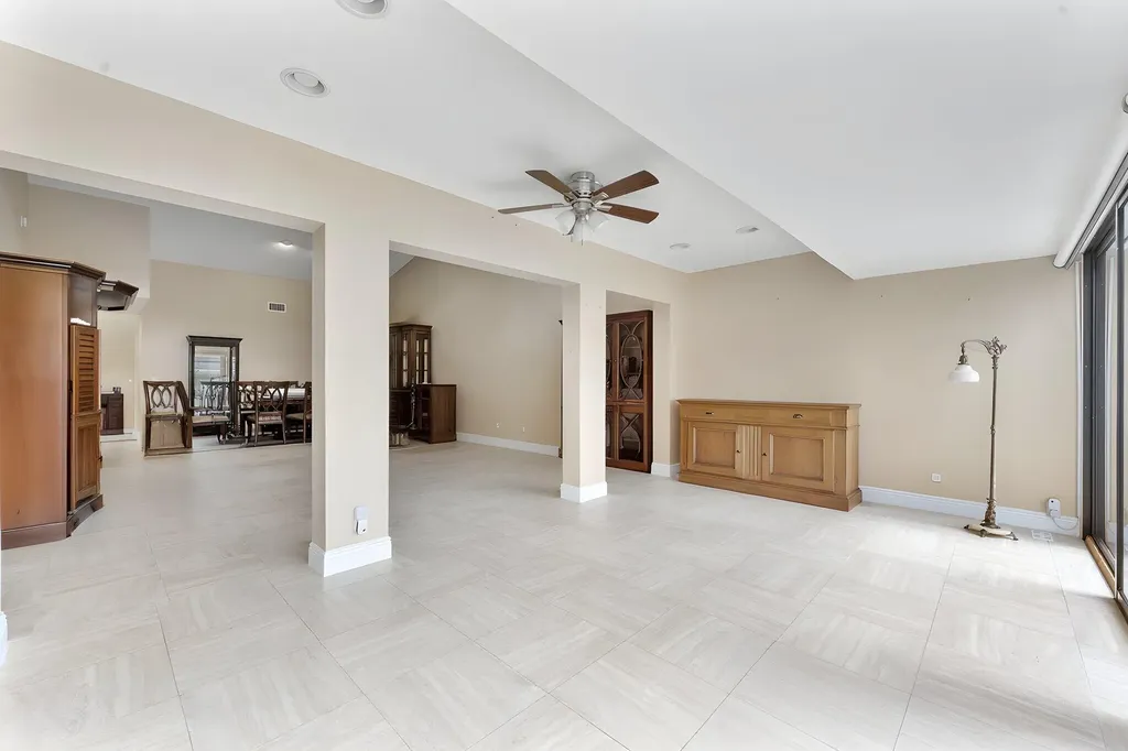6845 Fountains Circle Lake Worth FL 33467