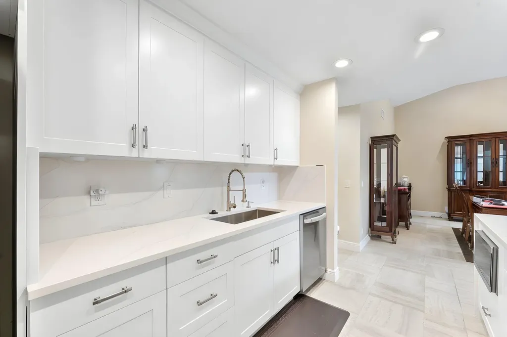 6845 Fountains Circle Lake Worth FL 33467