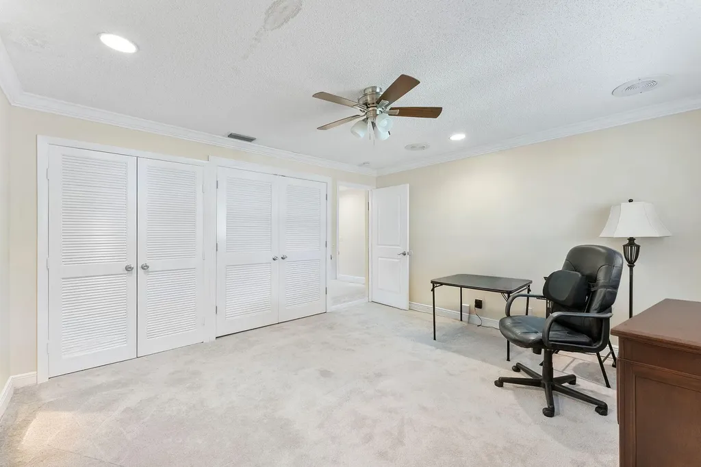 6845 Fountains Circle Lake Worth FL 33467