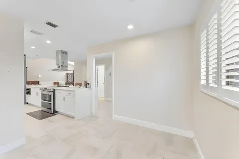 6845 Fountains Circle Lake Worth FL 33467