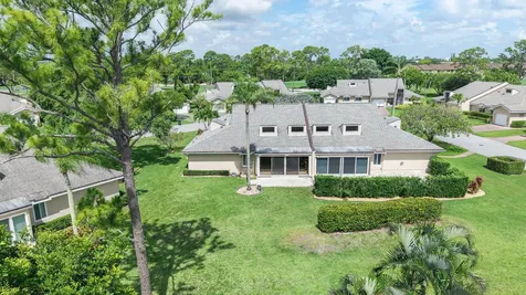6845 Fountains Circle Lake Worth FL 33467