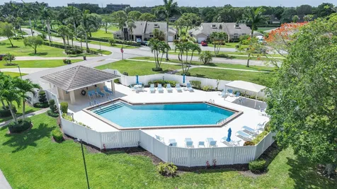 6845 Fountains Circle Lake Worth FL 33467
