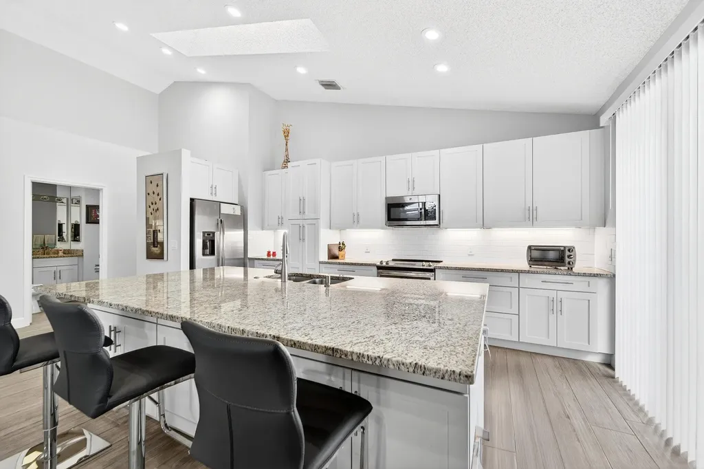12902 Touchstone Place Palm Beach Gardens FL 33418
