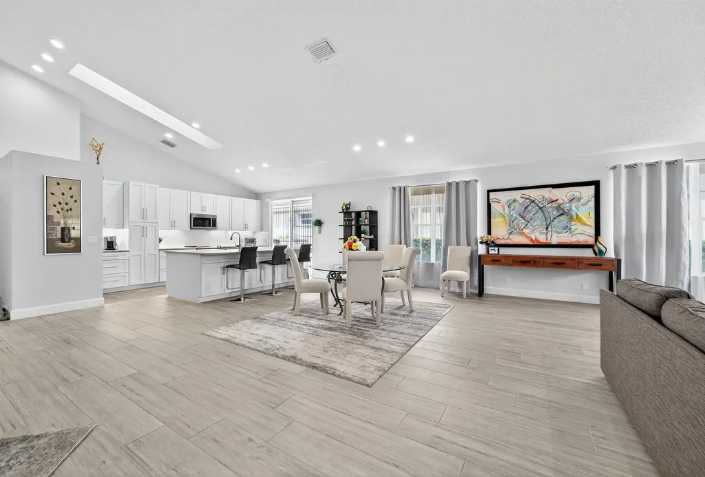 12902 Touchstone Place Palm Beach Gardens FL 33418