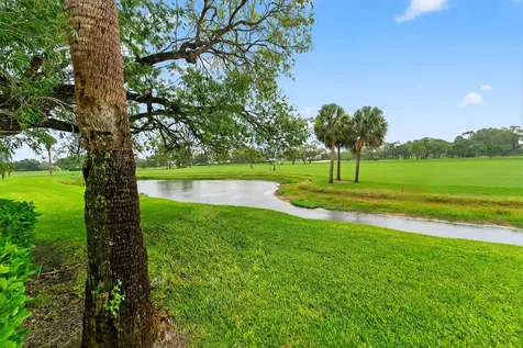 12902 Touchstone Place Palm Beach Gardens FL 33418