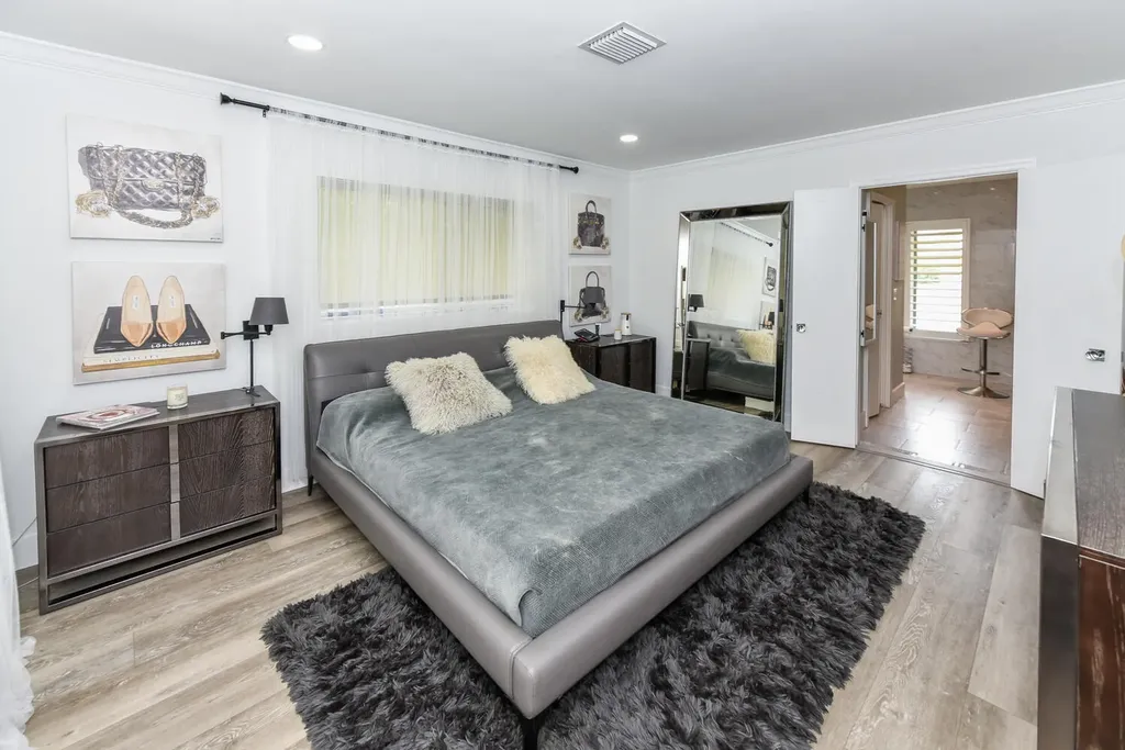 880 Hickory Terrace Boca Raton FL 33486