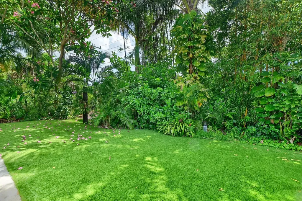 880 Hickory Terrace Boca Raton FL 33486
