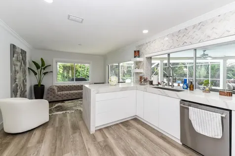 880 Hickory Terrace Boca Raton FL 33486