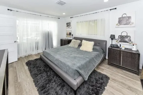 880 Hickory Terrace Boca Raton FL 33486