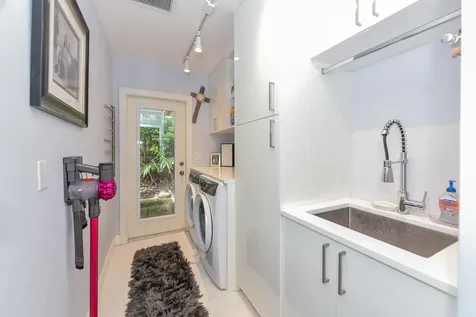 880 Hickory Terrace Boca Raton FL 33486