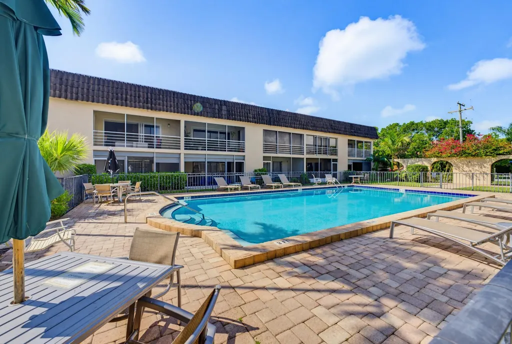 342 Southwind Drive North Palm Beach FL 33408