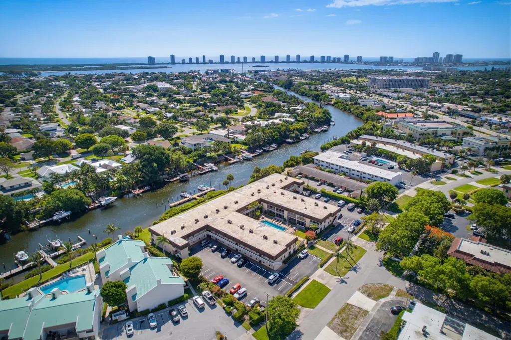 342 Southwind Drive North Palm Beach FL 33408