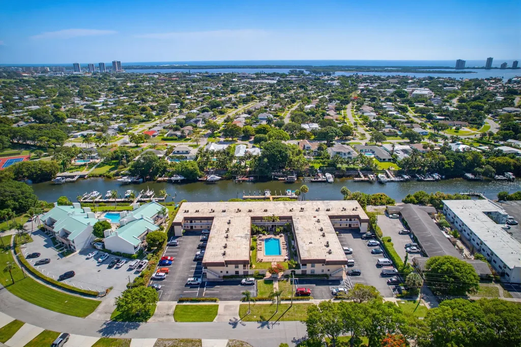 342 Southwind Drive North Palm Beach FL 33408