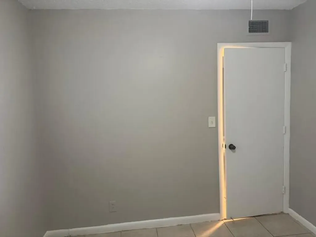 3211 NW 103rd Terrace Coral Springs FL 33065