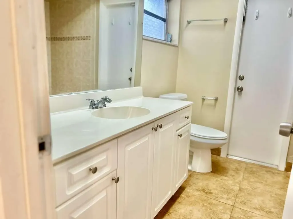 861 NW 72nd Avenue Plantation FL 33317