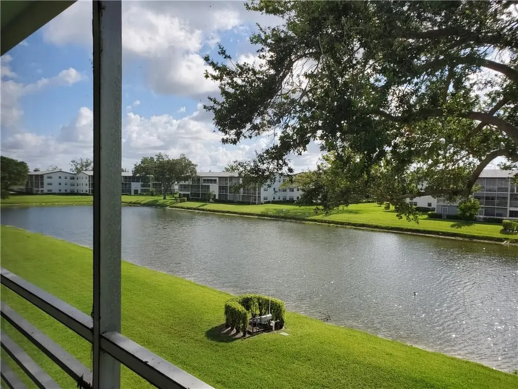 373 Fanshaw I Boca Raton FL 33434