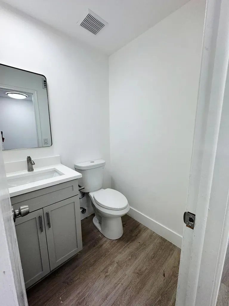 3920 Woodside Drive Coral Springs FL 33065