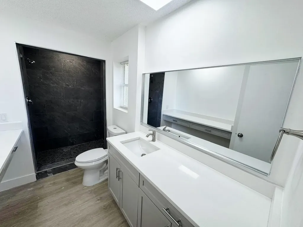 3920 Woodside Drive Coral Springs FL 33065