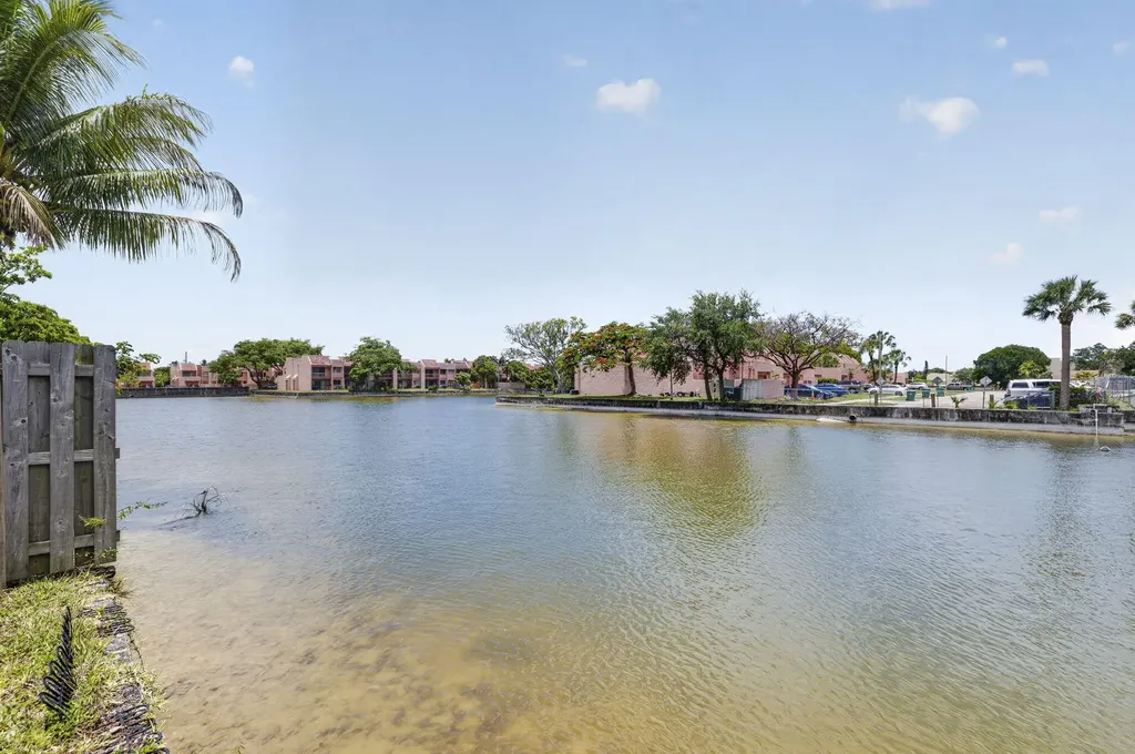 5617 NW 16th Street Lauderhill FL 33313