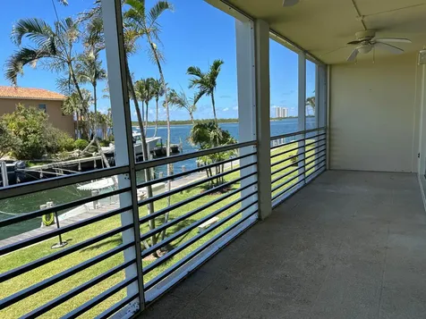 105 Paradise Harbour Boulevard North Palm Beach FL 33408
