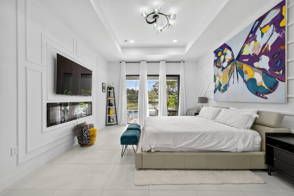 8252 Essex Country Club Drive Boca Raton FL 33434