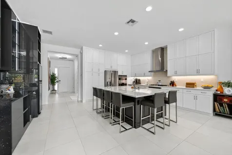 8252 Essex Country Club Drive Boca Raton FL 33434