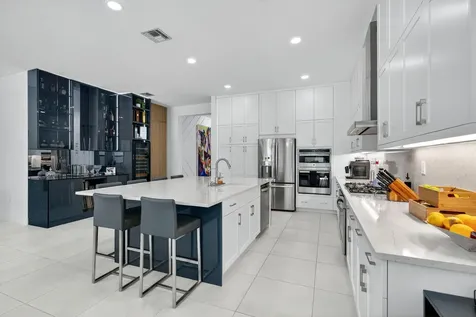8252 Essex Country Club Drive Boca Raton FL 33434