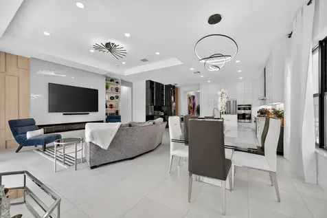 8252 Essex Country Club Drive Boca Raton FL 33434