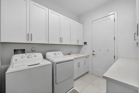 8252 Essex Country Club Drive Boca Raton FL 33434