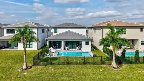 8252 Essex Country Club Drive Boca Raton FL 33434