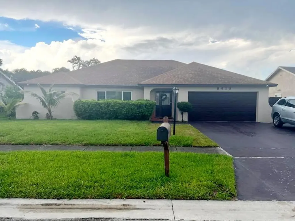 8413 Linden Way Lake Worth FL 33467