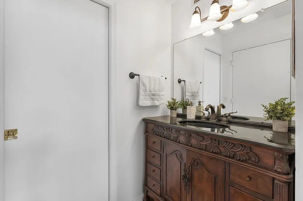 1965 Westminster Circle Vero Beach FL 32966