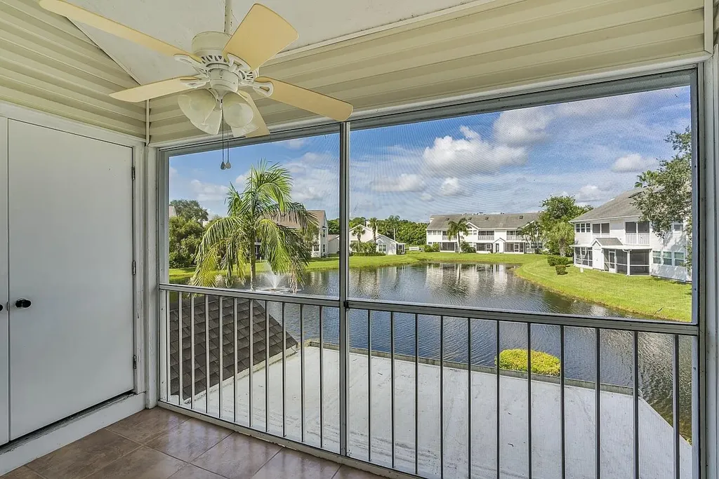 1965 Westminster Circle Vero Beach FL 32966