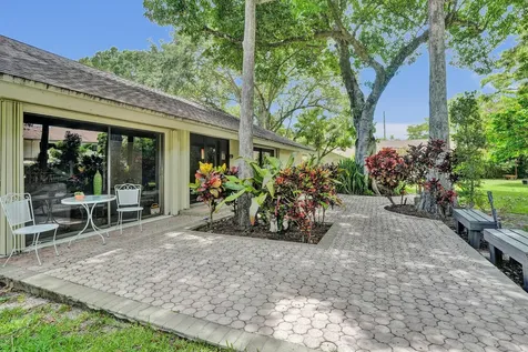 3080 S Oakland Forest Drive Oakland Park FL 33309