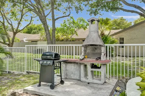 3080 S Oakland Forest Drive Oakland Park FL 33309